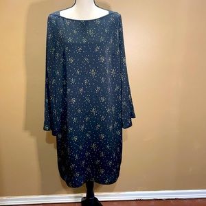 Prologue black dress with gold details